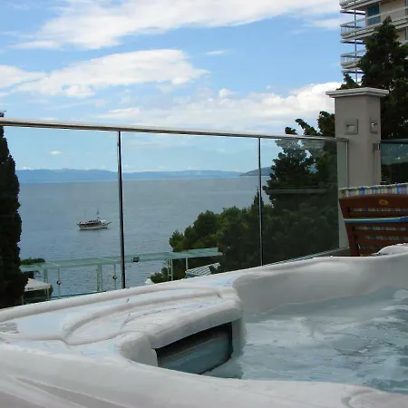 App Lux F Apartment Makarska
