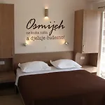 Apartment App Lux F Makarska